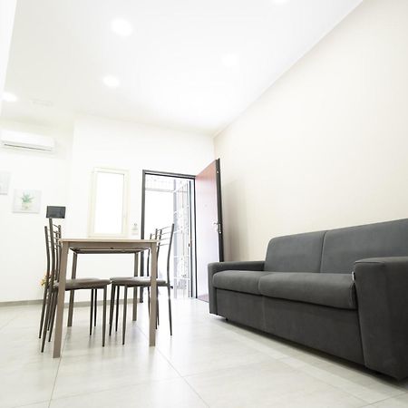 Appartement Casa Vacanza Serafino à Catane Extérieur photo